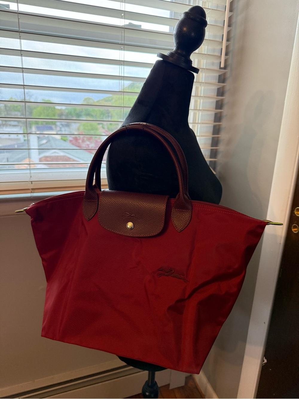 Longchamp Le Pliage “type M” green in Pomegranate